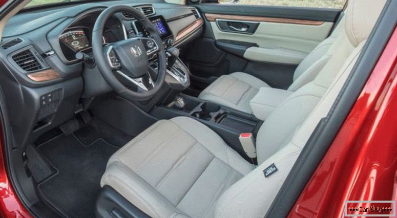 Преглед на новата Honda CR-V