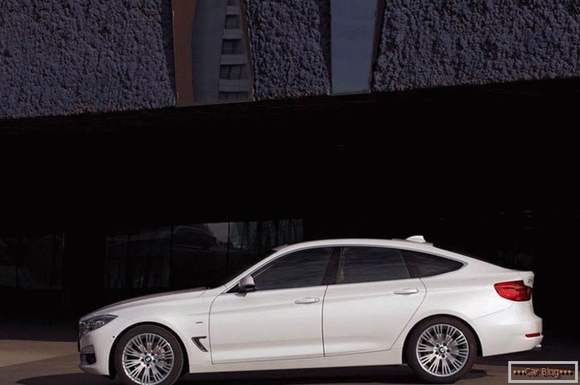 BMW 3 GT снимка