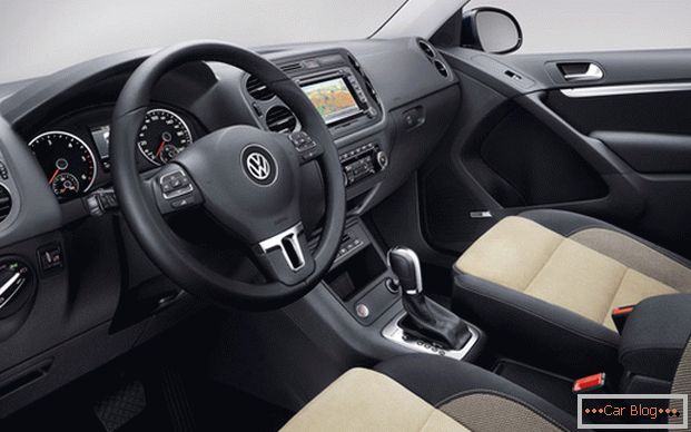 Външен вид, качество на материалите, комфорт - всичко в салона на Volkswagen Tiguan на най-високо ниво