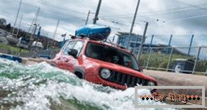 Jeep Renegade принял участие в «рафтинге» 1