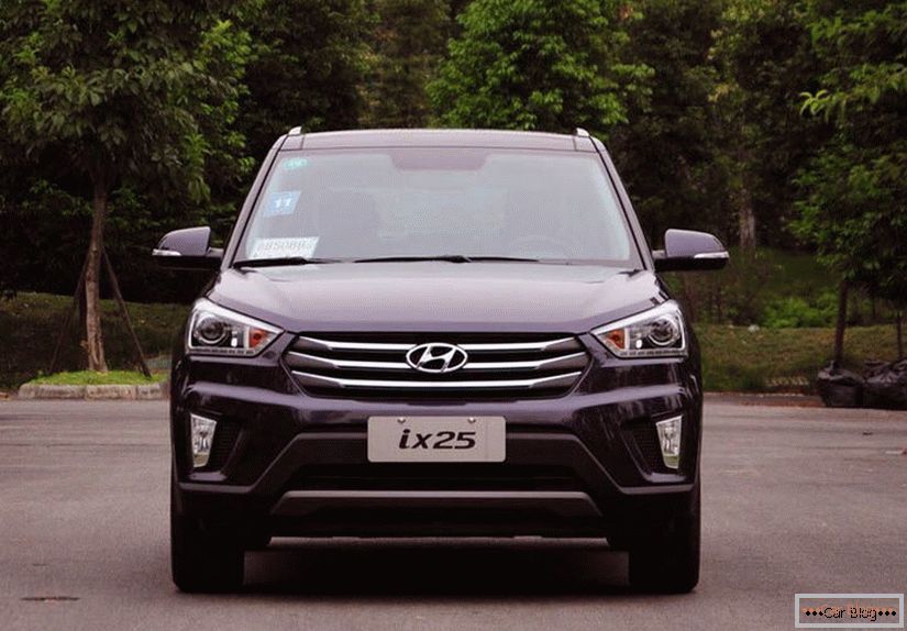Hyundai ix25 2015 отпред