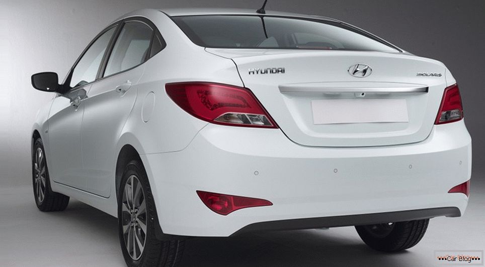 Hyundai Solaris 2015 и ix35 можно купить со скидкой до конца августа