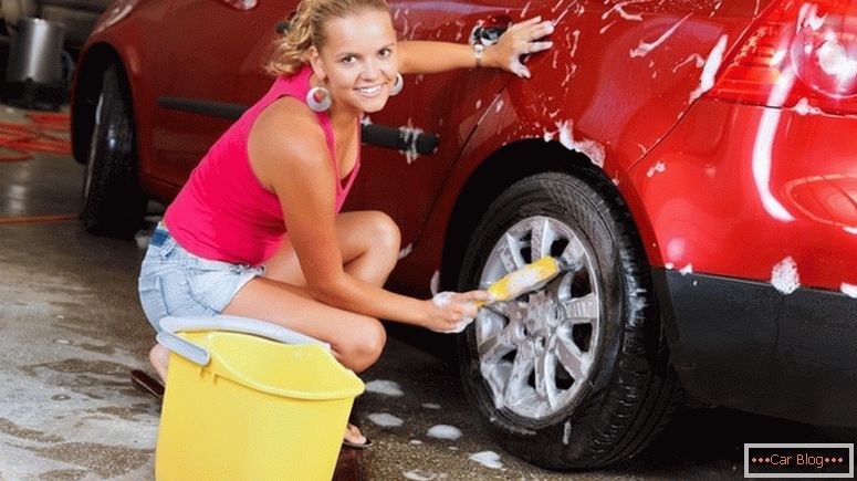 Как правильно мыть машину