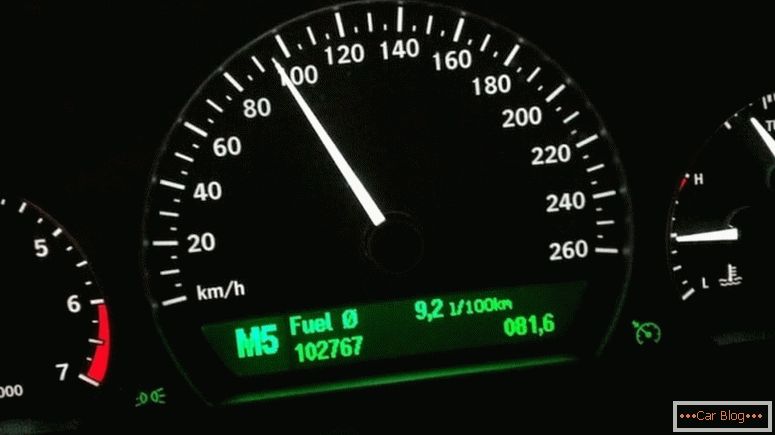 Потребление на бензин на 100 км - основният показател за ефективността на автомобила
