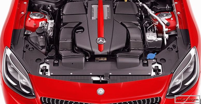 Двигател Mercedes SLC AMG-43