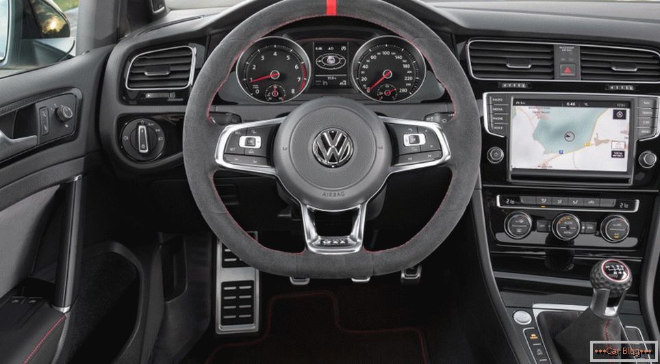 Немцы начали продавать VW Голф GTI Clubsport