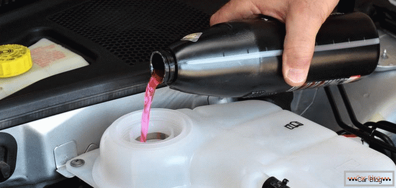 Как да ремонтирате автомобил радиатор от себе си
