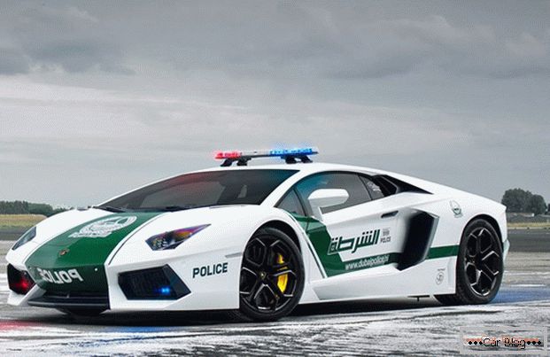 Необходими са добри полицейски коли за ефективна борба с престъпността.
