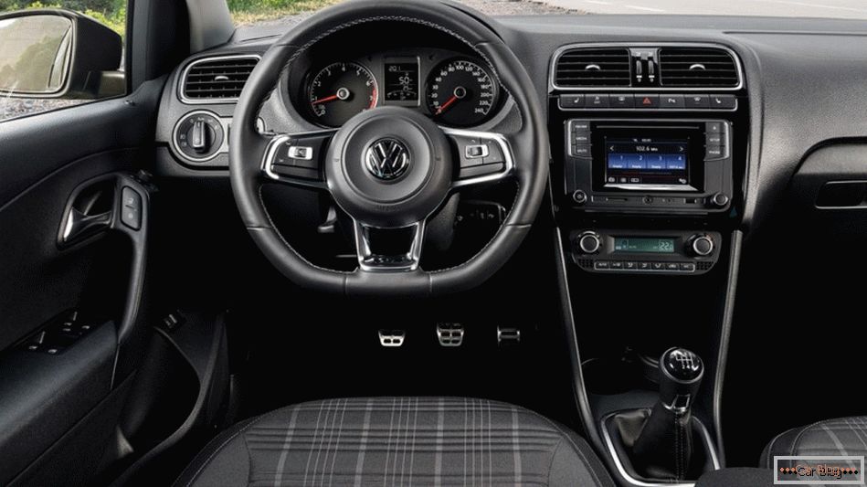 Российские дилеры Volkswagen начали принимать заказы на Поло GT