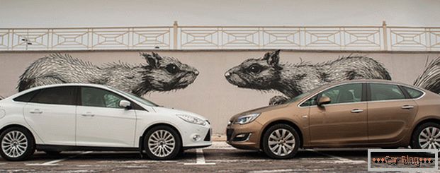 Ford Focus и Opel Astra - автомобили, които често заемат водещи позиции в продажбите