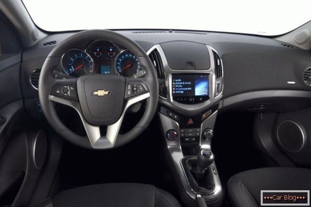 Автомобилът на Chevrolet Cruze е известен с комфорта и надеждността си
