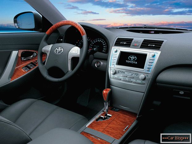 Таблото за управление на Toyota Camry