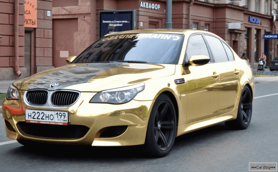 Златен спорт BMW Серия 5