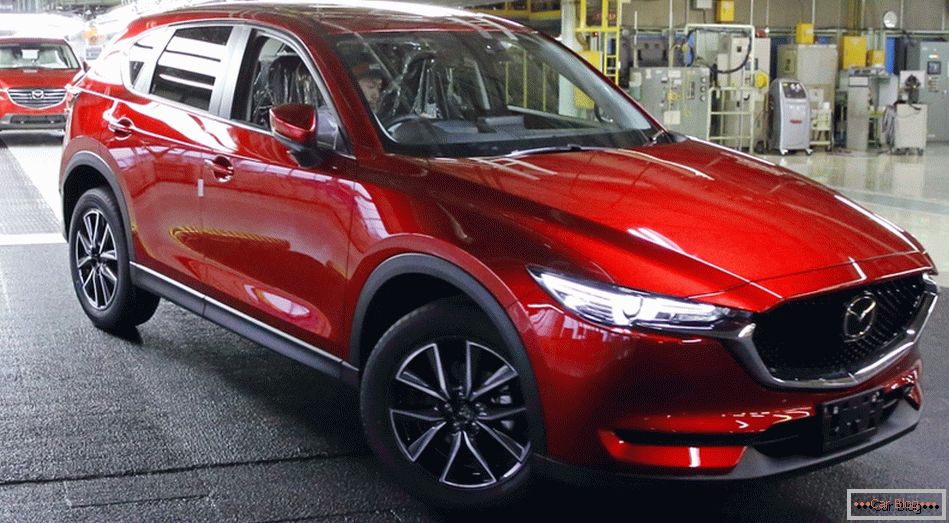 Японцы запустили в серийное производство новопоколенный кроссовер Mazda CX-5