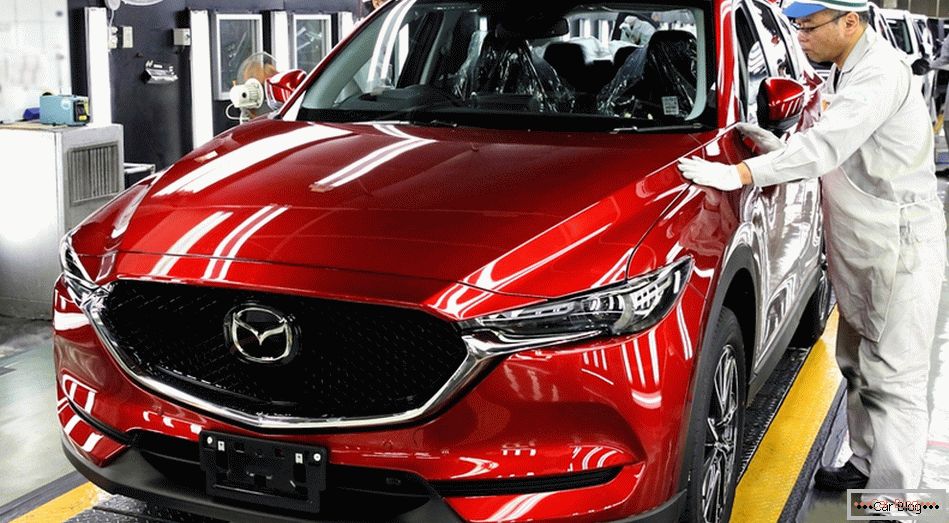 Японцы запустили в серийное производство новопоколенный кроссовер Mazda CX-5